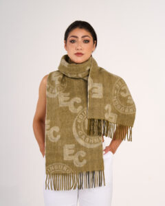 Elegant wool scarves