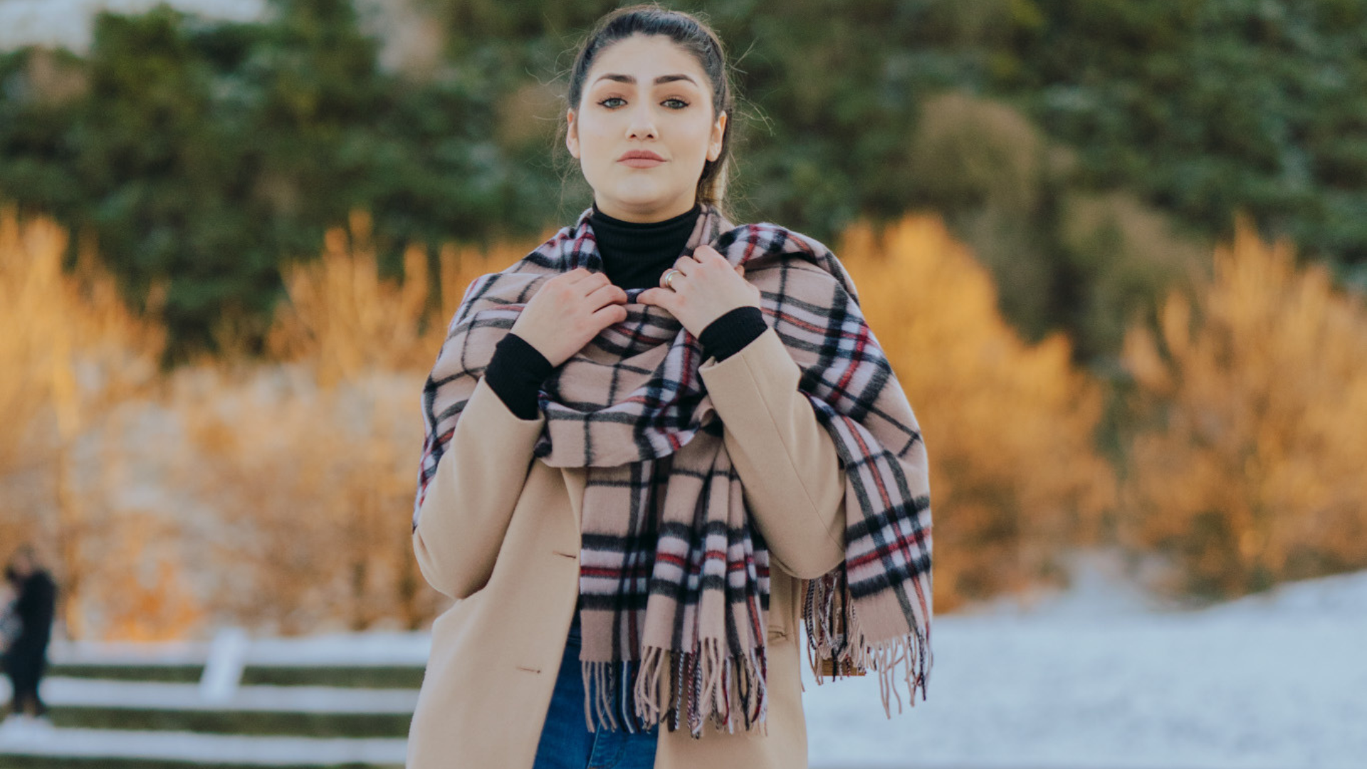 Scottish Wool Scarves: Elegant Holiday Gifts