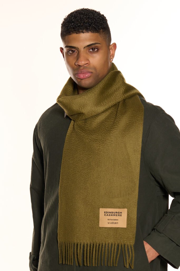 Edinburgh Cashmere DC Scott Cashmere Scarf travel Europe spring