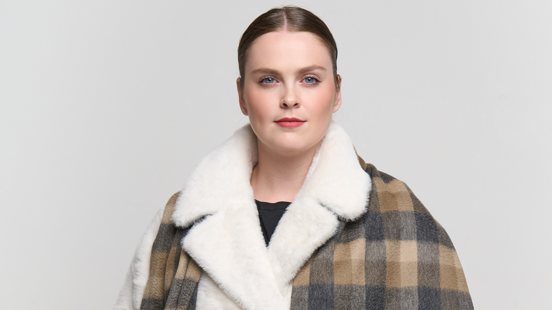 Premium Cashmere Scarves in Signature Gift Boxes